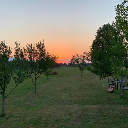 Holiday Home Nada I Milan Lovinac  ภายนอก รูปภาพ